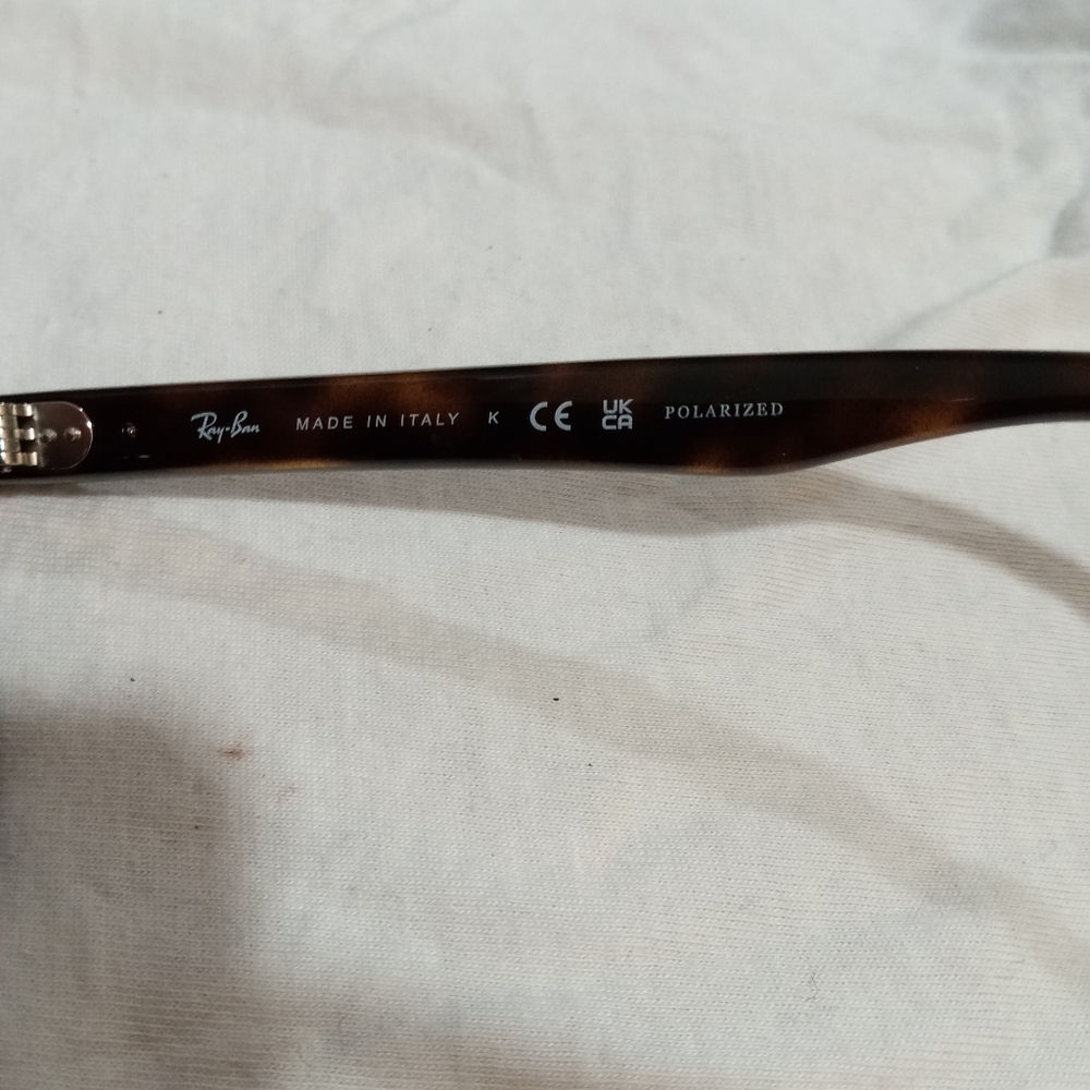 Ray-Ban sunglasses - Picture 4 of 6